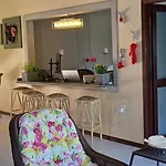 Sitio Em Bc- So 2Km Da Praia Central - Perto De Tudo