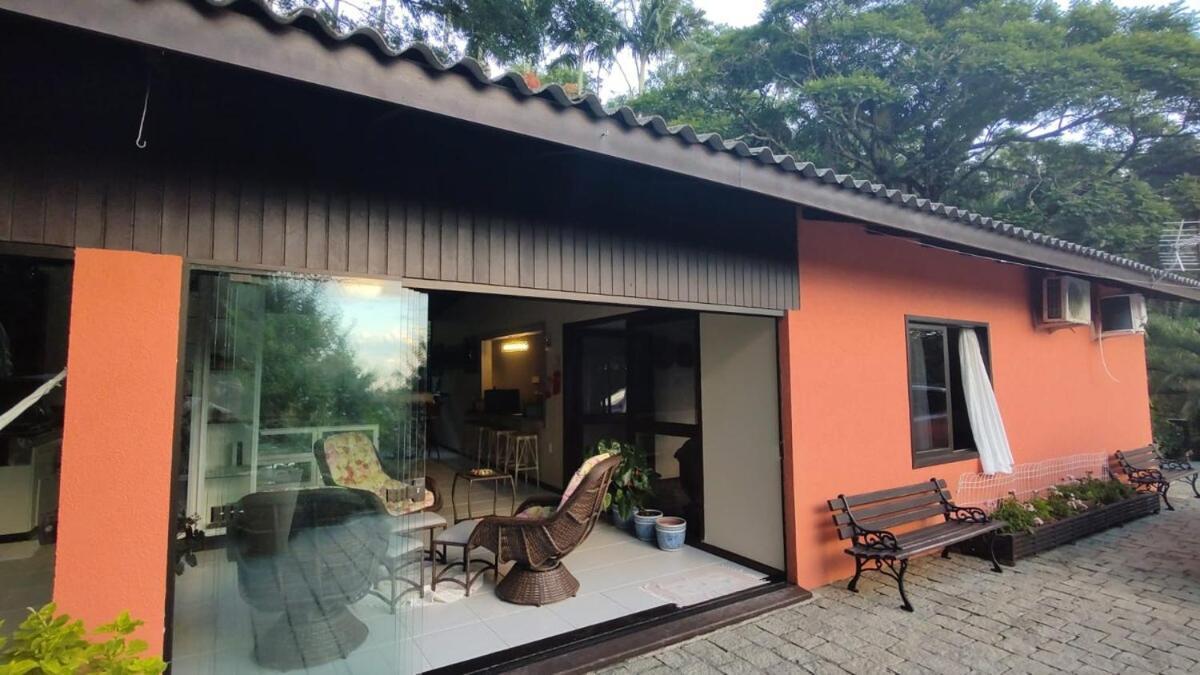Sitio Em Bc- So 2km Da - Perto De Casa de férias