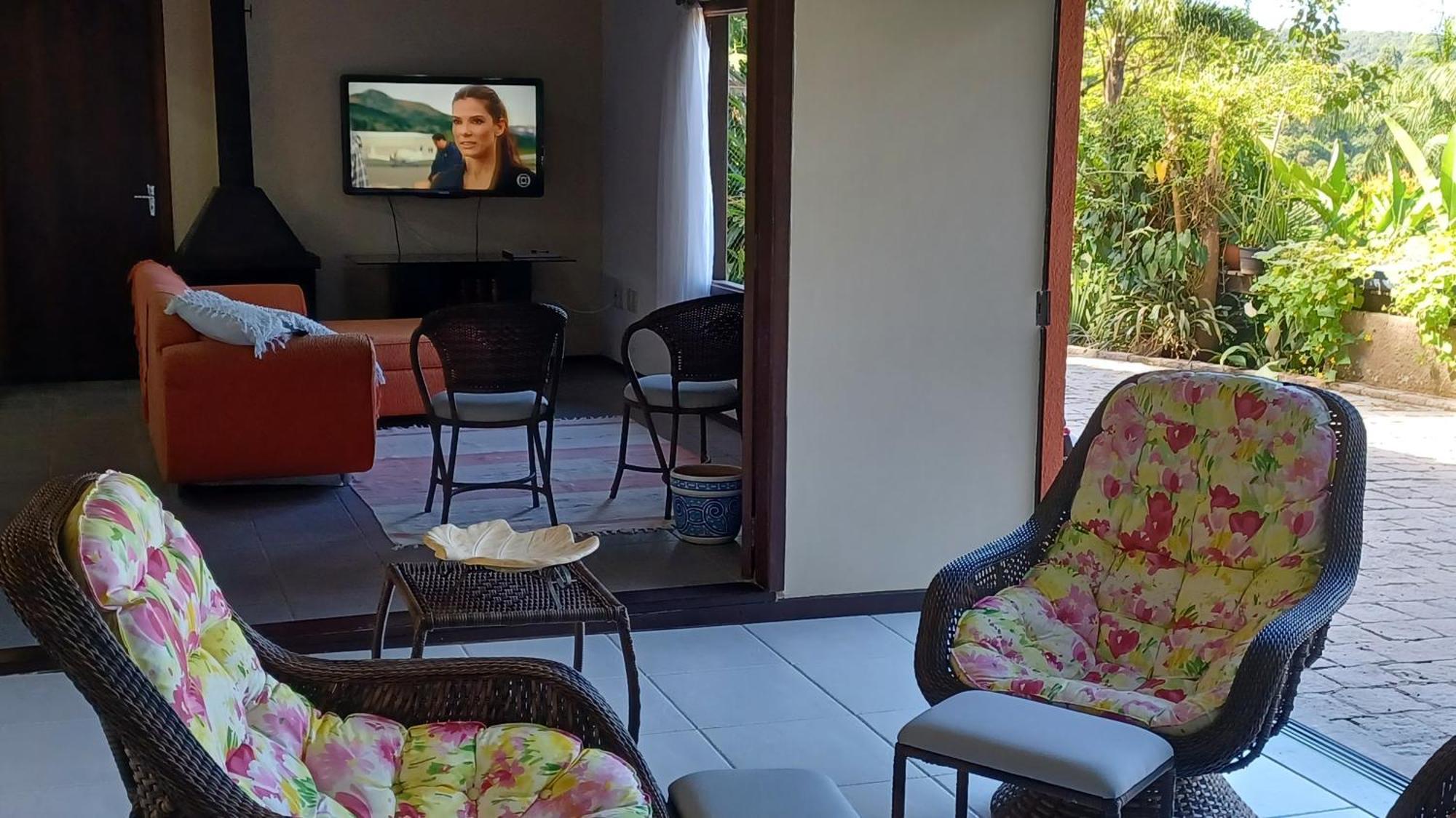 Sitio Em Bc- So 2km Da - Perto De Casa de férias *